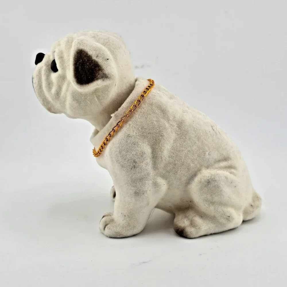 Bobble Head Bulldog With Chain Car Ornament for Desk Dashboard Decoration